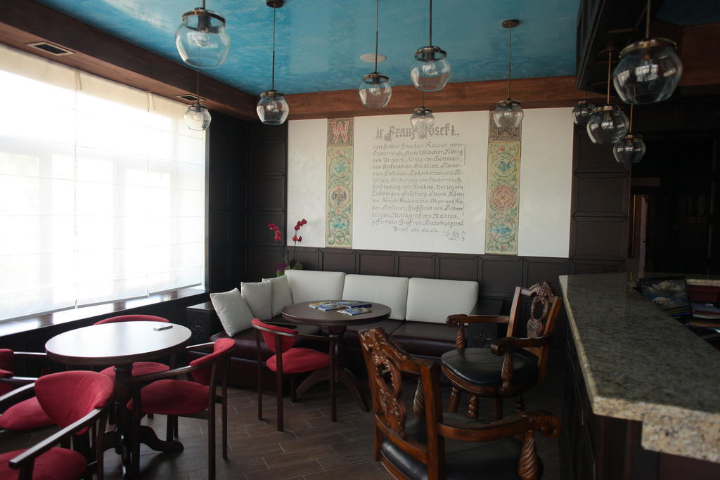 Fontush Boutique Hotel Ιβανό-Φρανκίβσκ Εξωτερικό φωτογραφία
