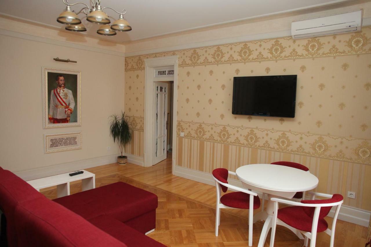 Fontush Boutique Hotel Ιβανό-Φρανκίβσκ Εξωτερικό φωτογραφία